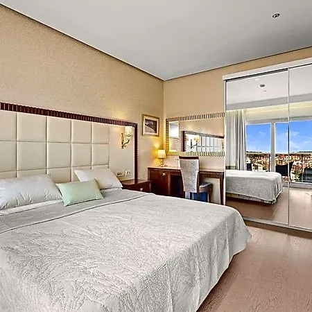 Boutique Oasi 5* 풀라